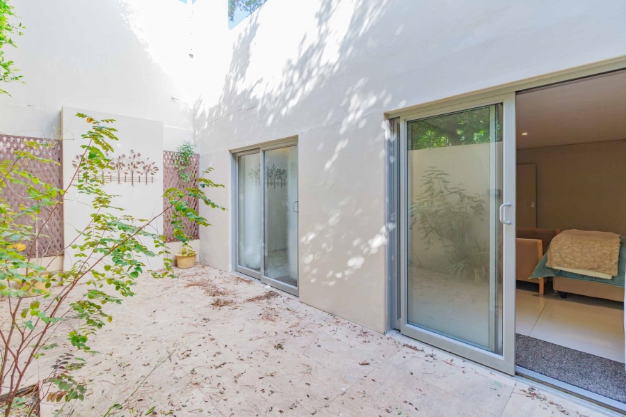To Let 3 Bedroom Property for Rent in Higgovale Western Cape